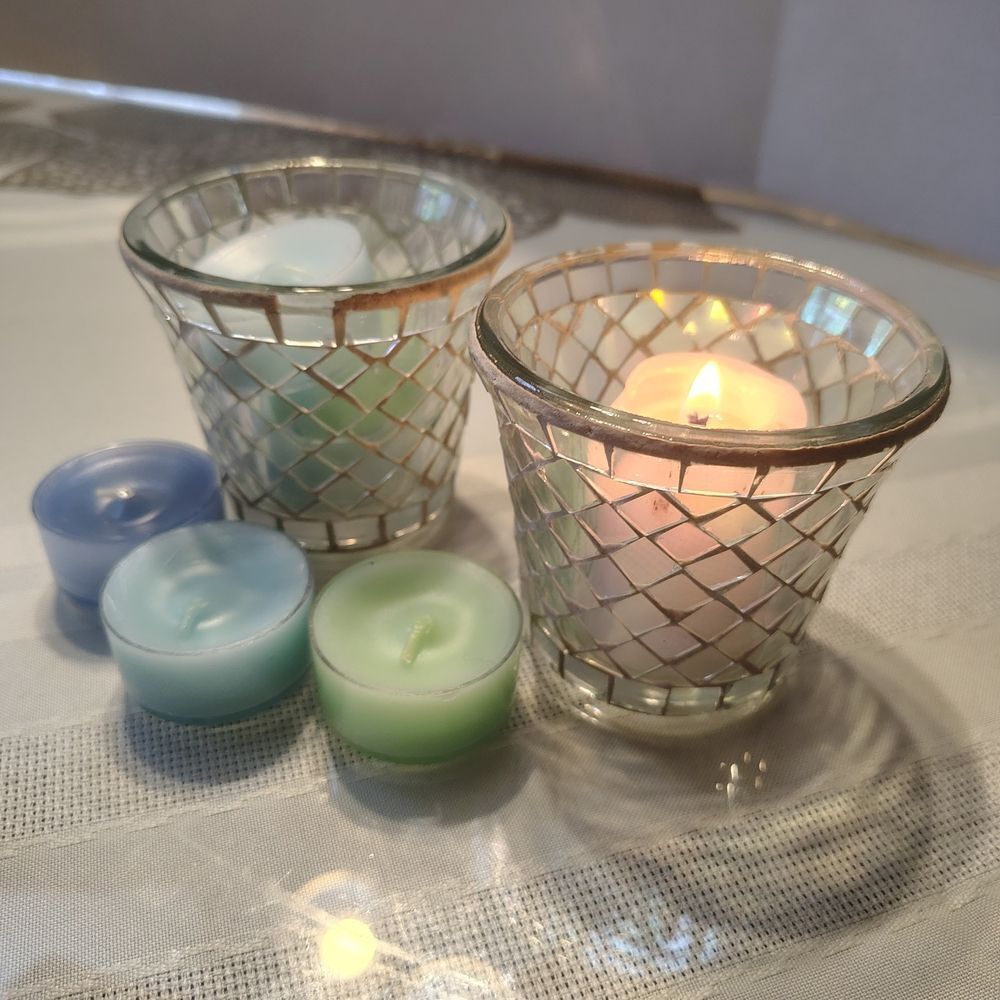 Elegant Glass Votive Candle Holders with Tealight Candles